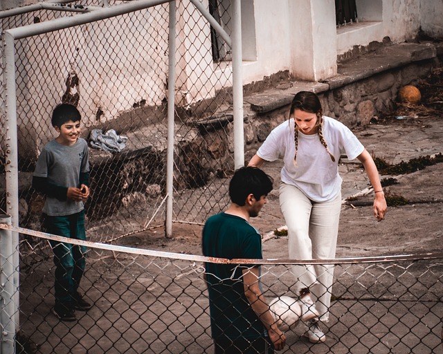 整体表现平 整体表现平